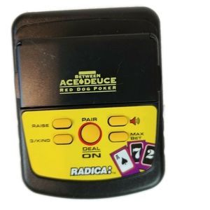 Ace Deuce poker hand held game (pnk)